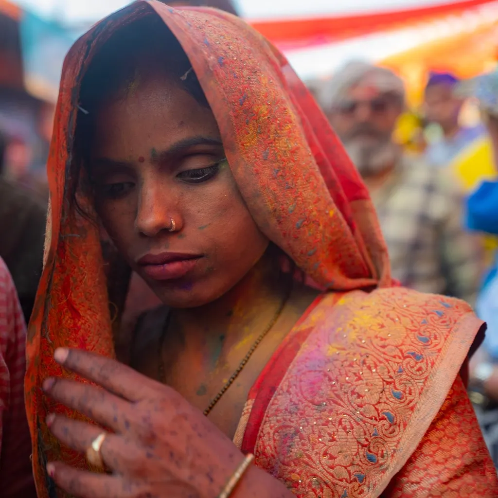 Regard baissé, Nandgaon, India.